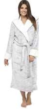 Load image into Gallery viewer, Women&#39;s Luxury Soft Robe Personalise Direct
